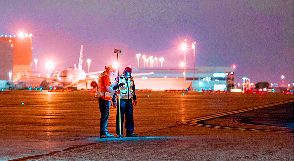 DFW International Airport - Southwest End-Around Taxiway